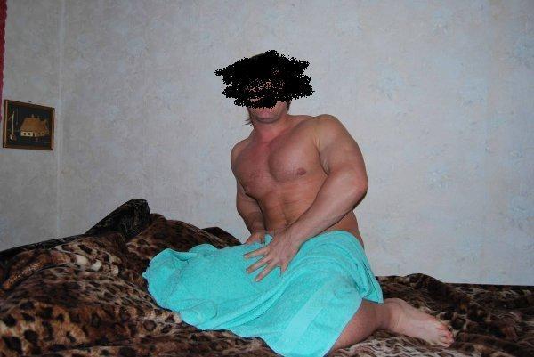Viktor (42)