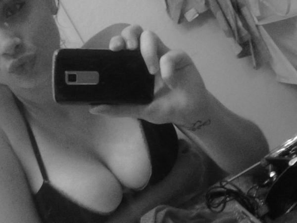 Kamilla (25)