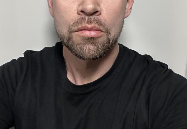 Viktor (33)