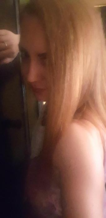 Julia (34)