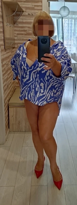 Diana (35)