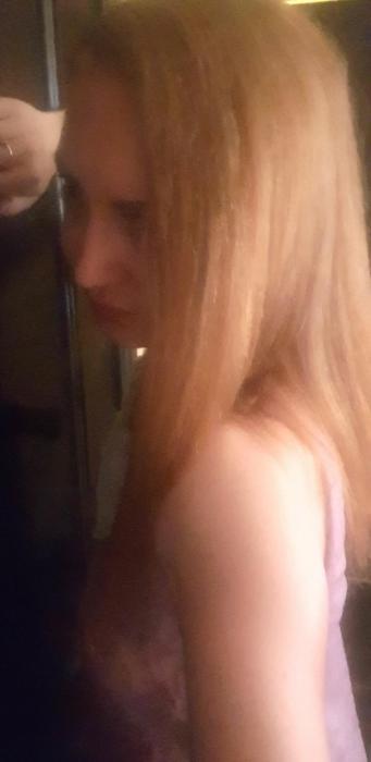 Julia (34)