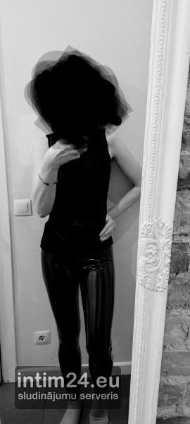 Vera (47)