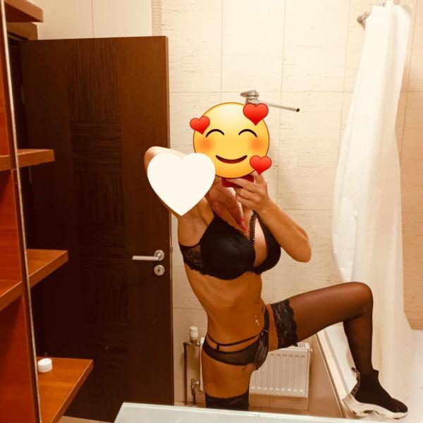 Lina (35)