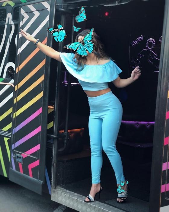 Ann (30)