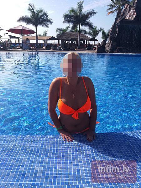 Agnese (38)