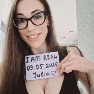 Julia Tantra Escort