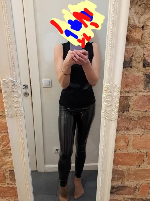 Vera (48)