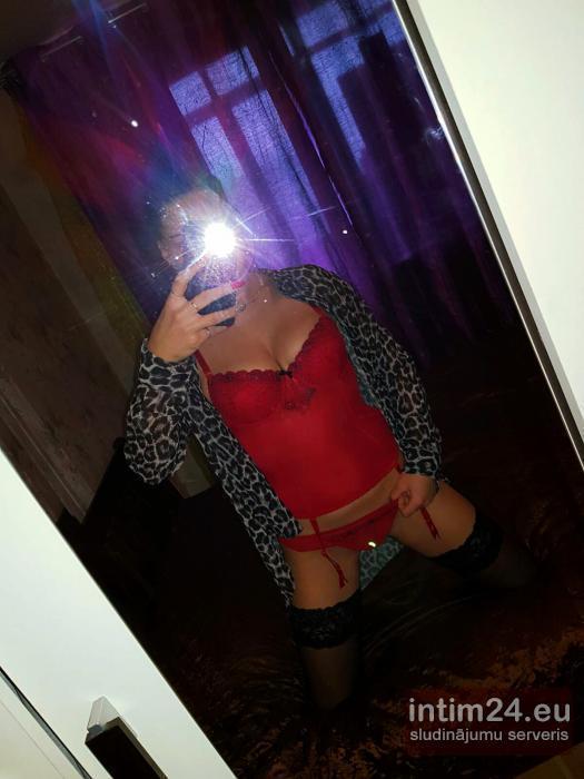 Sabine (25)