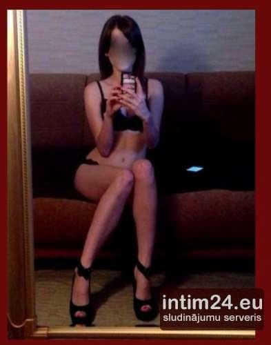 Linda (28)