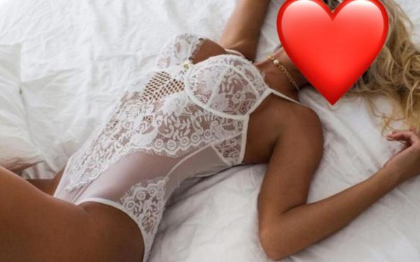 Alexa (27)