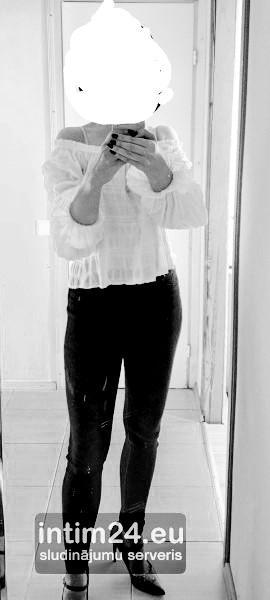 Vera (47)