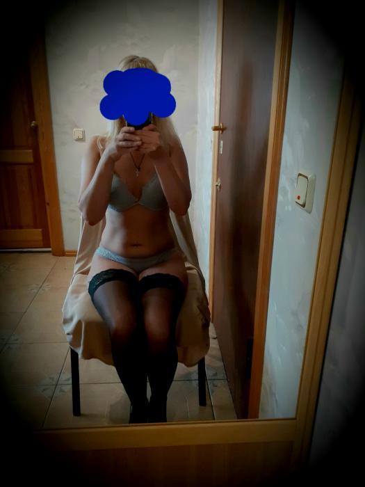 Vera (43)