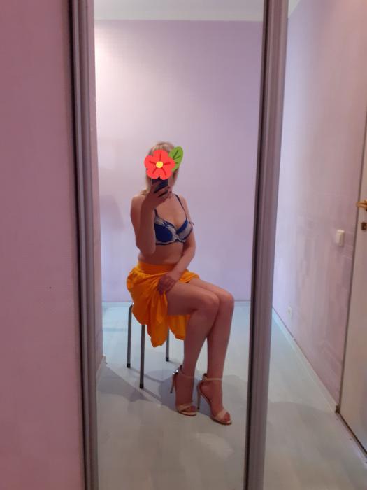 Vera (43)