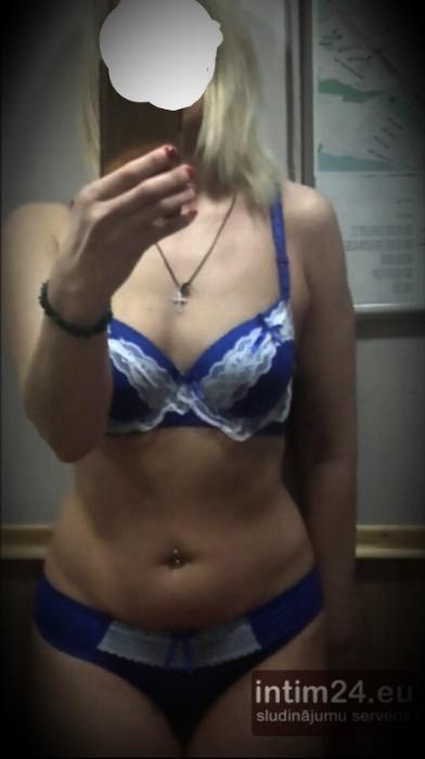 Vera (43)