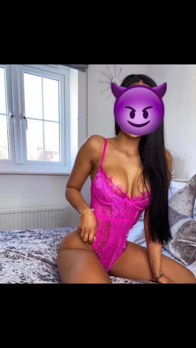 Dana (29)