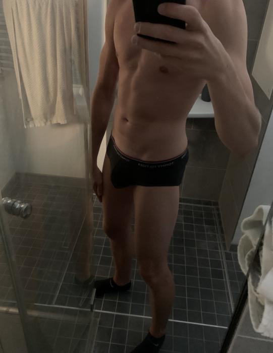 Jānis (23)