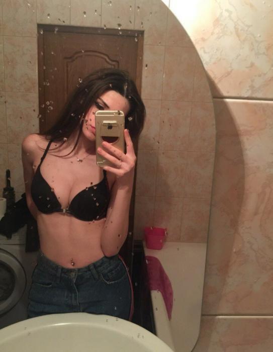 HOT WIFE (25)