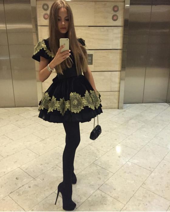 Алина (25)