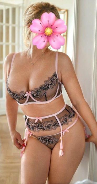 Eva (26)