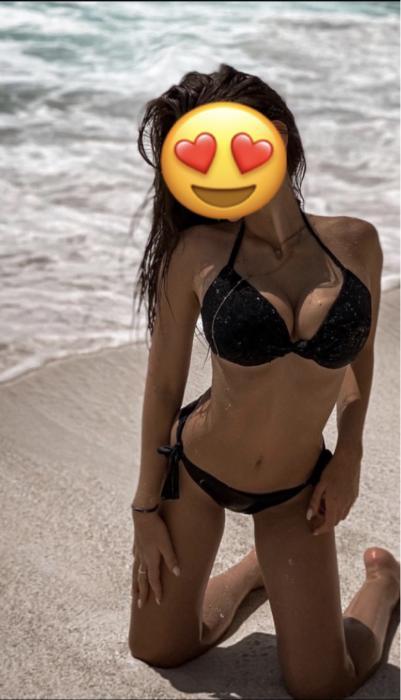 Lana (25)
