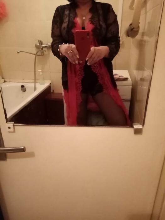 Irena (45)