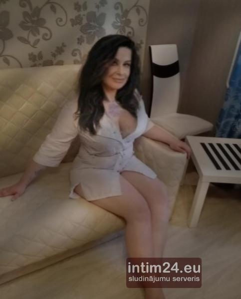 VIKA (37)