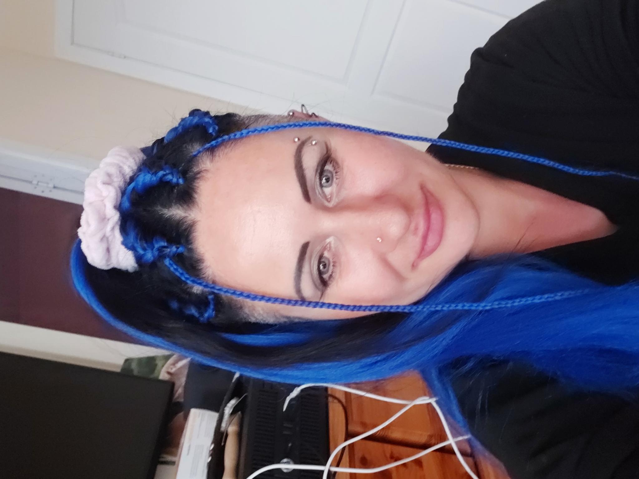 Daniela (36)