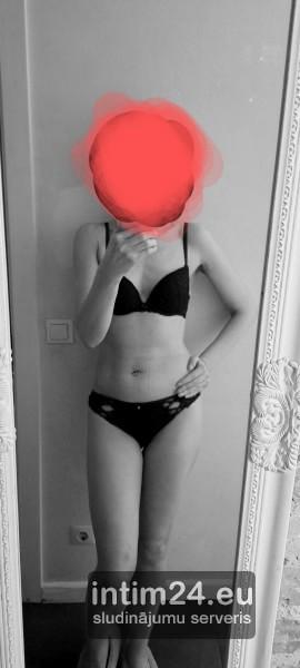 Vera (45)