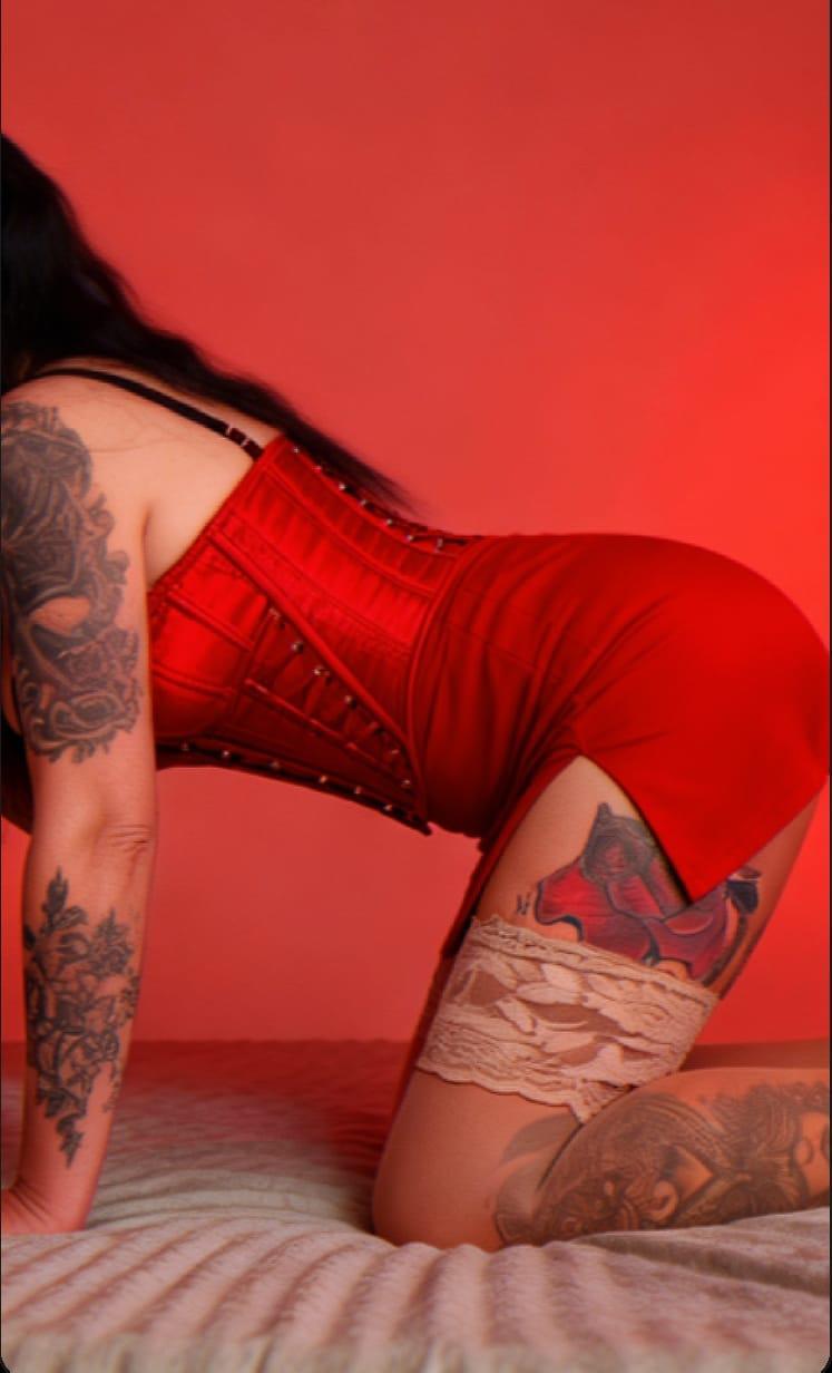 Daniela (38)
