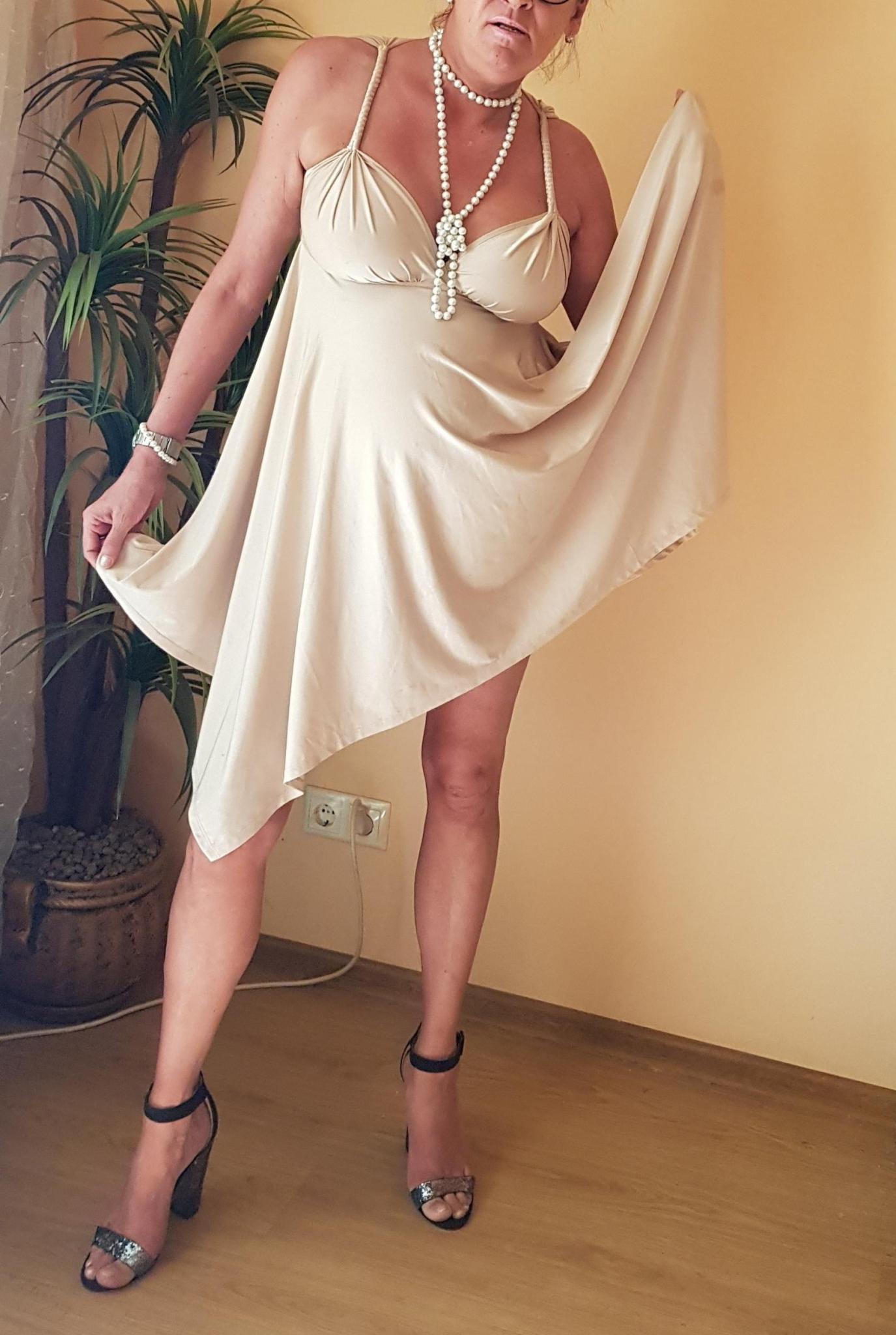 Stella (42)