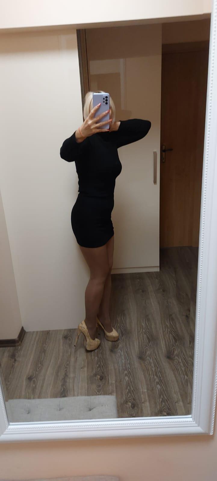 Lana (49)