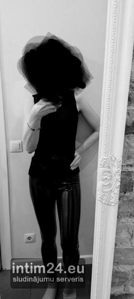 Vera (47)